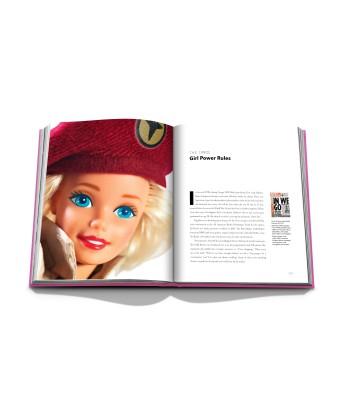 Livre Barbie: 60 Years of Inspiration la colonne vertébrale