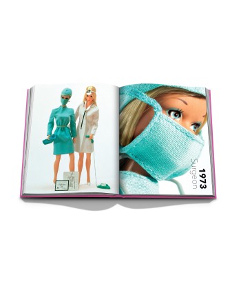 Livre Barbie: 60 Years of Inspiration la colonne vertébrale