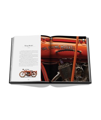 Livre Iconic: Art, Design, Advertising, and the Automobile paiement sécurisé