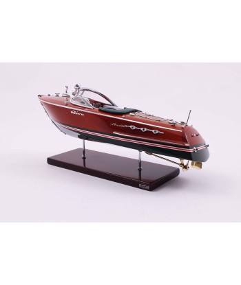 Maquette Riva Ariston 25cm ouvre sa boutique